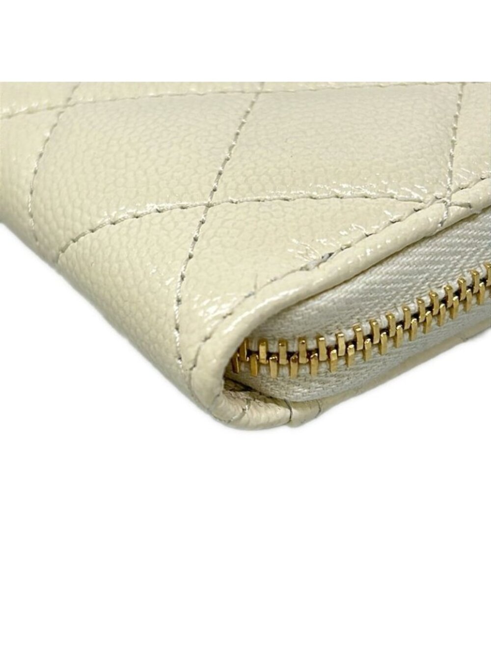 ★SOLD★ Chanel Coin Case Quilted Ivory Fragment L-shaped Zipper CC Logo Gold - Picture 6 of 10